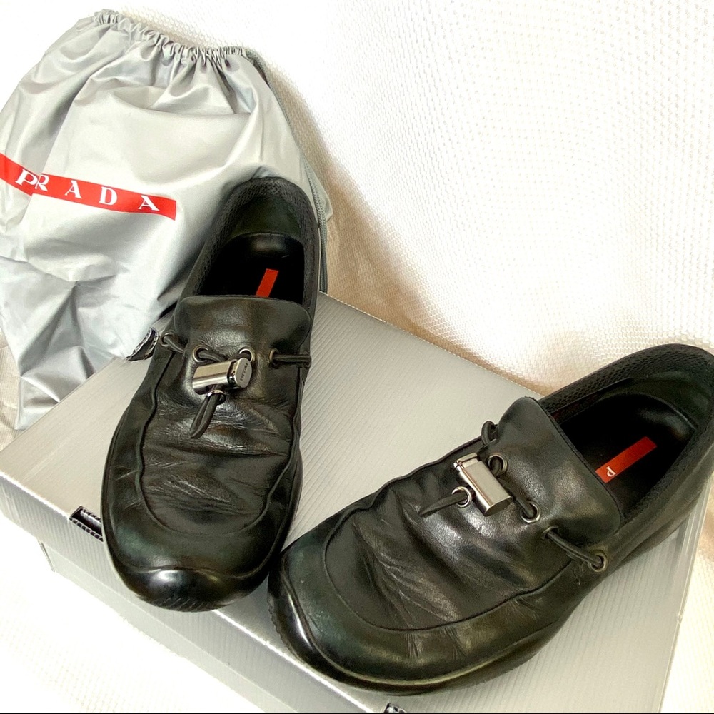 Prada black loafer/driver w/ Prada hardware Size 5 - Picture 4 of 8